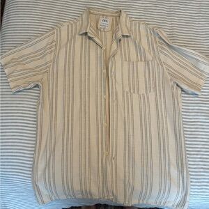 Men’s Short Sleeve Button Down XL Tan Stripe